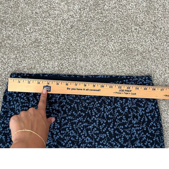 J. Jill Comfort Stretch Pull On Pant Elastic Waist Blue Floral Size 12 Petite - Picture 7 of 11